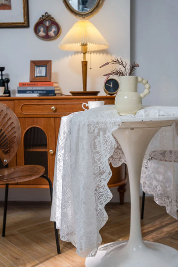 Qfdian White Lace Tablecloth Rectangular Vintage Crochet Floral Table Covers for Kitchen Cake Photography Background Wedding Decoration